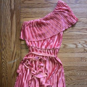 Arden B Peach colored dress  size XSmall